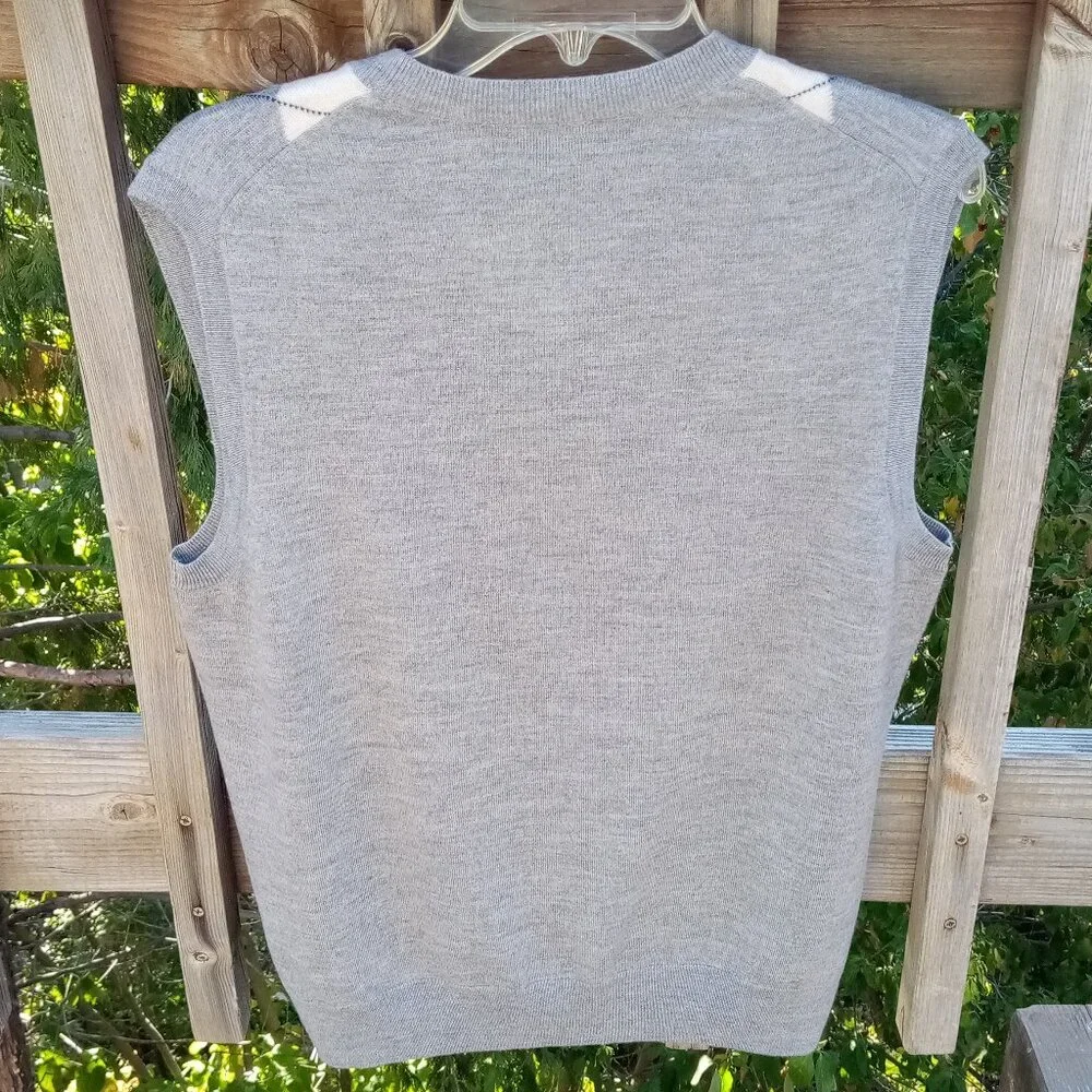 Banana Republic Madmen Argyle gray merino wool sweater vest sz L - Picture 7 of 9